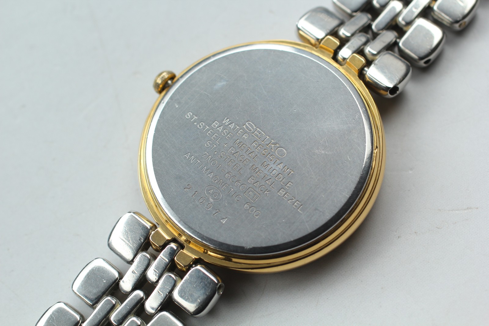 Vintage1992[N MINT] Seiko Lucent 7N01-6C60 Gold Tone Roman 30mm Qz Men’s Watch