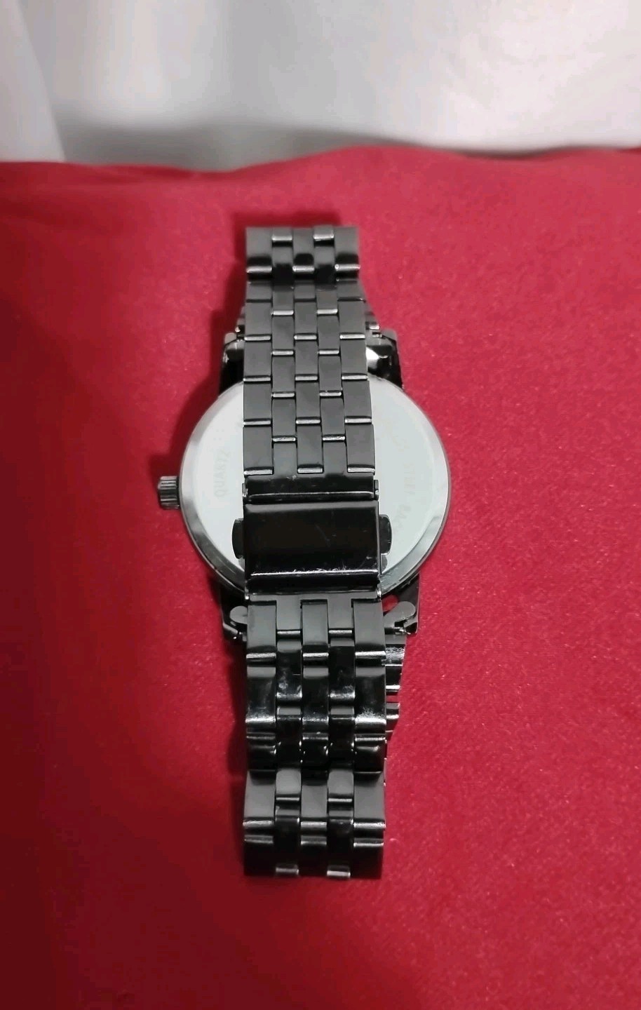 Genuine Diamond Stainless Steel Quartz Dress Wristwatch New Battery Installed