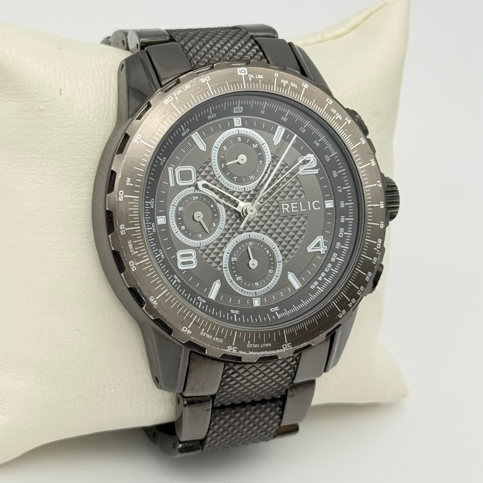 Men’s RELIC Black & Gray Tone, All Stainless Steel Watch, Day/Date, 47mm ZR15816