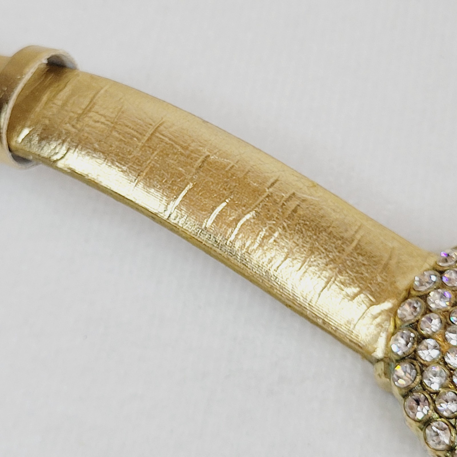Vintage Elizabeth Taylor Rhinestone Encrusted Watch Gold Tone Band Working READ