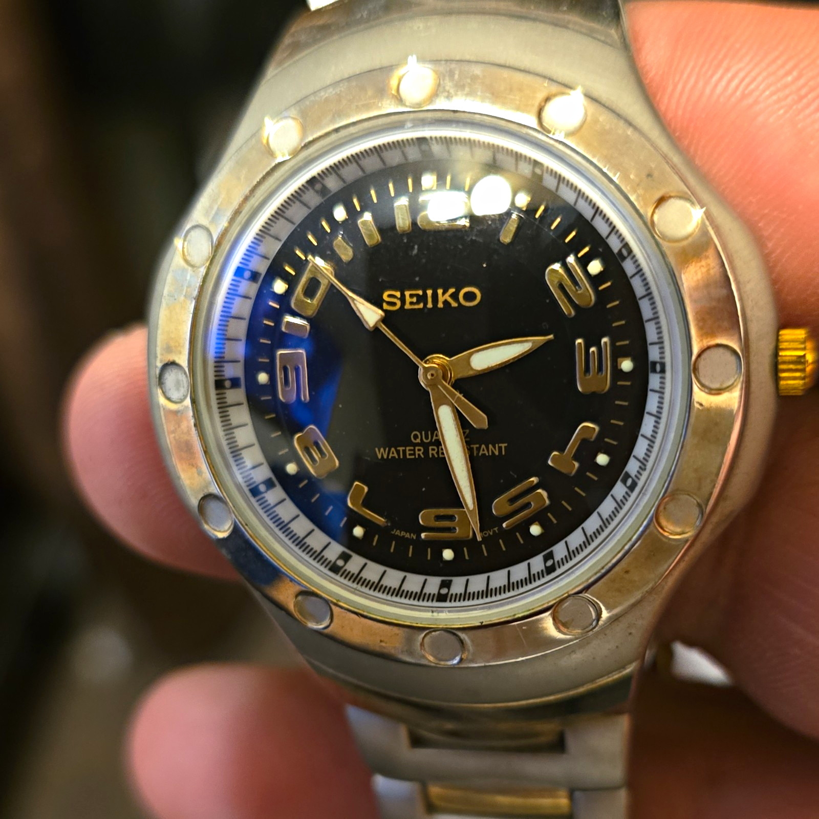Seiko 7N01-0B0J Men’s Quartz Water-Resistant Black Dial Two-Tone 35mm Watch