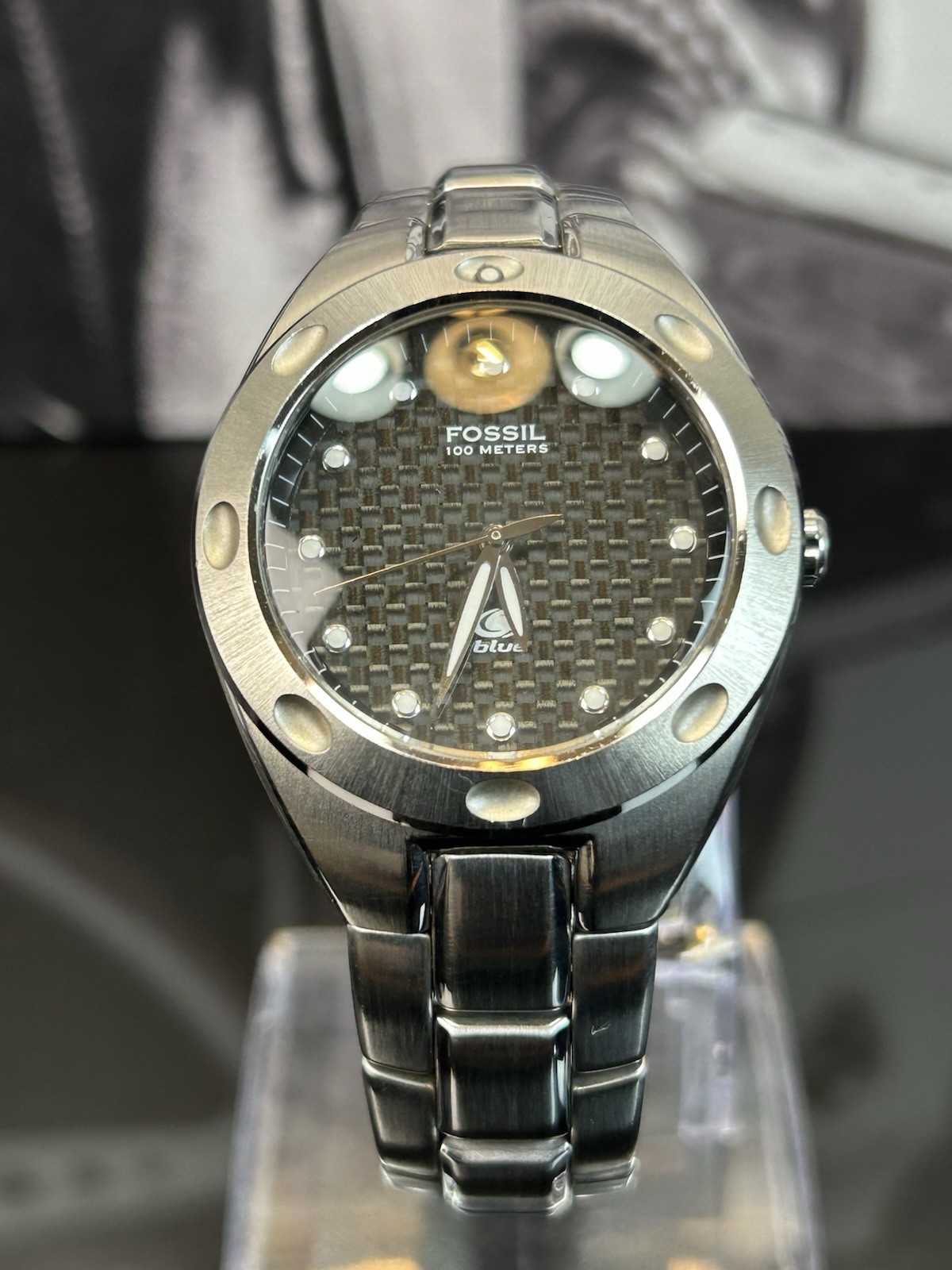 Vintage Fossil Blue AM3288 Men’s Stainless Steel Watch – Woven Carbon Fiber Dial