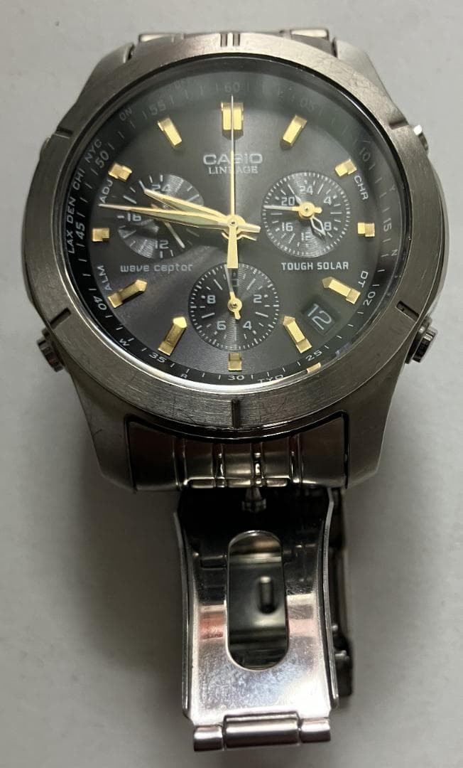 CASIO LINEAGE LIW-600 Tough Solar Radio-Controlled Watch From Japan