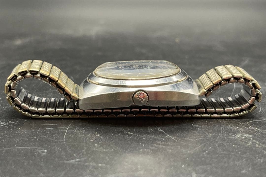 A149 Citizen Seven Star V2 Cut Glass 21 Jewels Wristwatch (Working Condition)