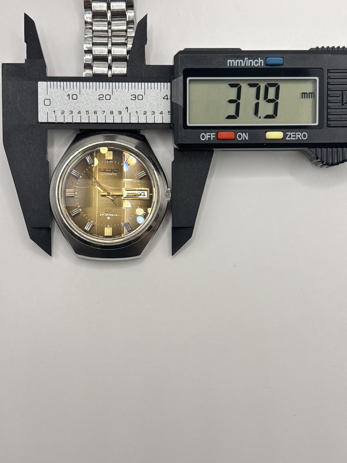 Seiko LM Lord Matic 5606-7300 Automatic 25 Jewels Day Date Men’s Watch Japan