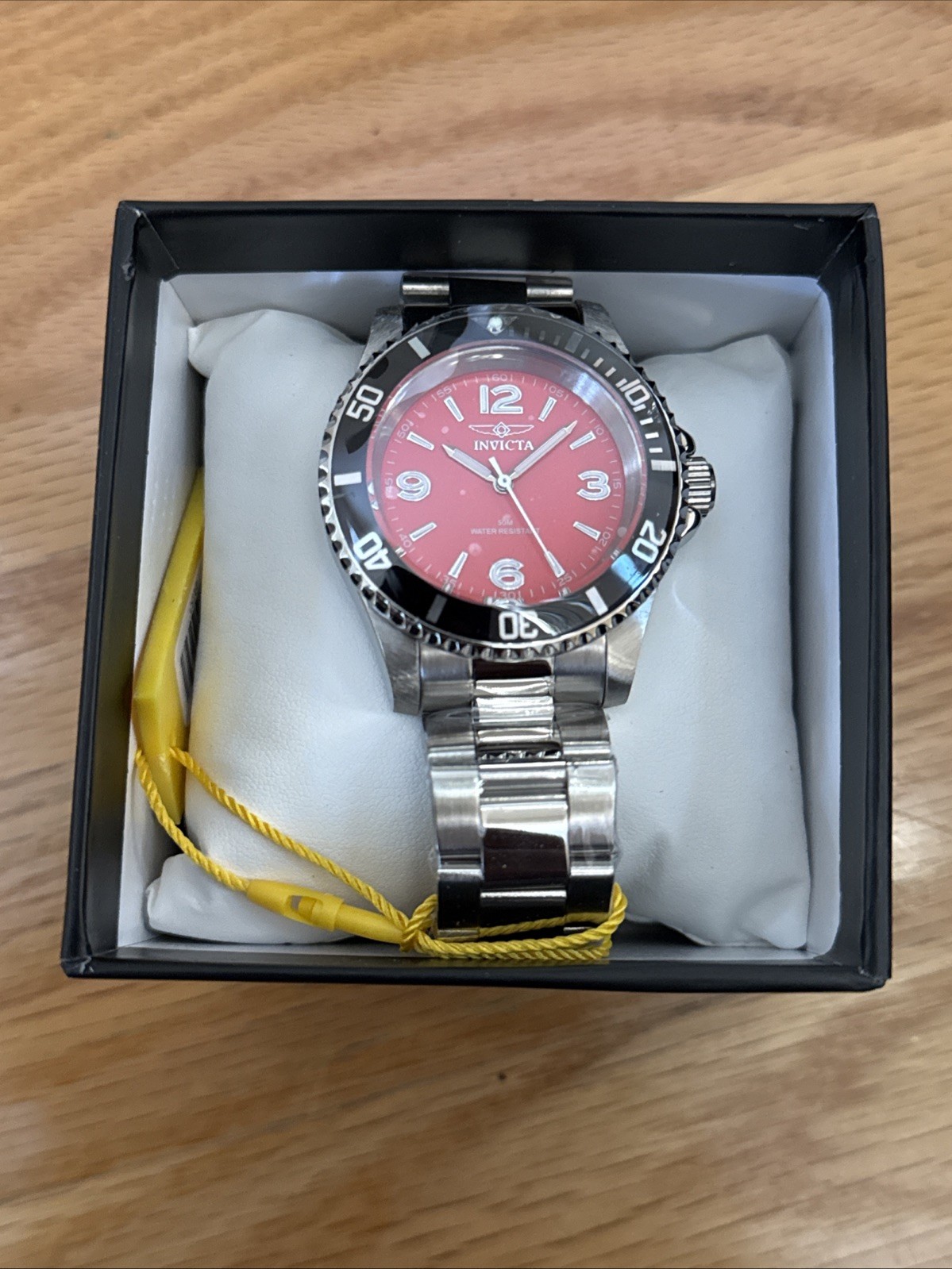 💎Invicta Specialty Rowan 40mm Stainless Steel 49350 Red Dial Black Bezel💎