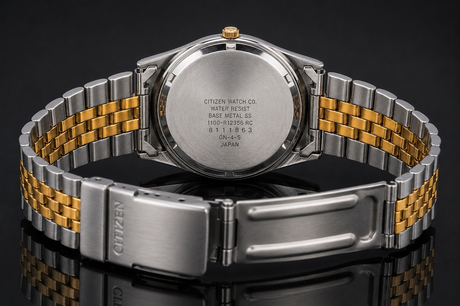 Citizen Quartz Men’s Two-Tone Stainless Bracelet Gold Dial Day/Date Watch.