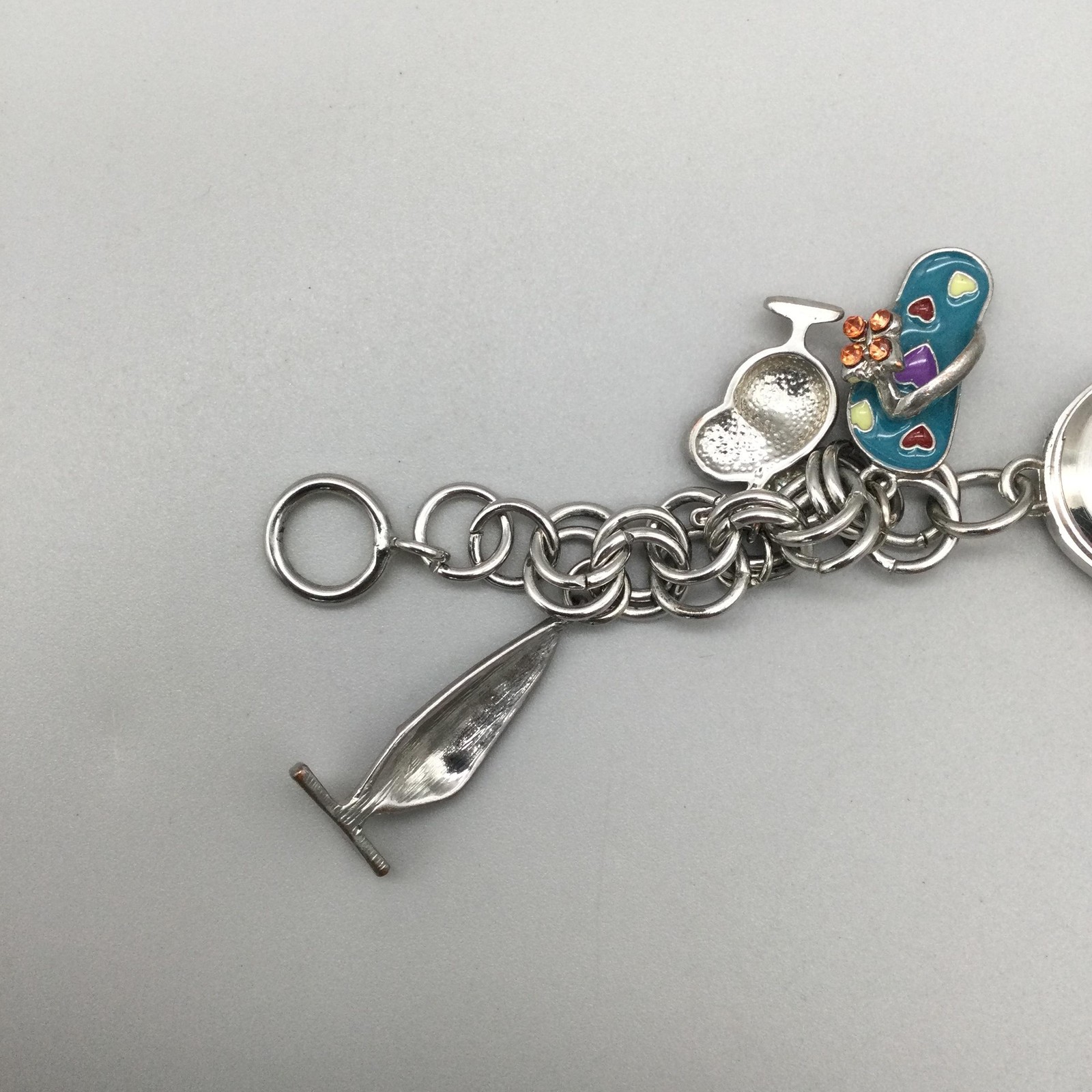 Bay Studio Charm Watch Womens 22mm Silver Tone Beach Charms New Battery 7.5″