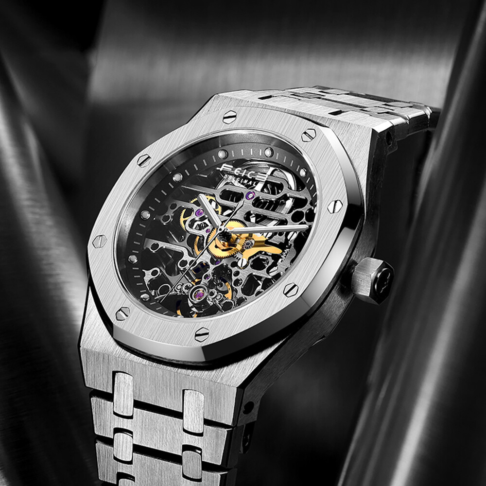 Men’s Automatic Mechanical Watch Skeleton Hollow Out Sapphire Glass Sports Watch