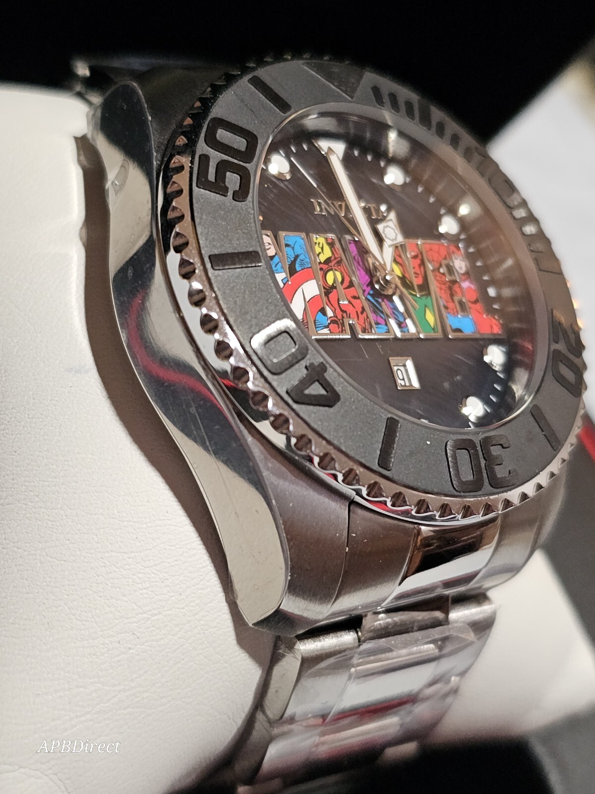 Invicta – Marvel #60 Logo – 50mm Limited Edition Flame-Fusion mens Quartz watch