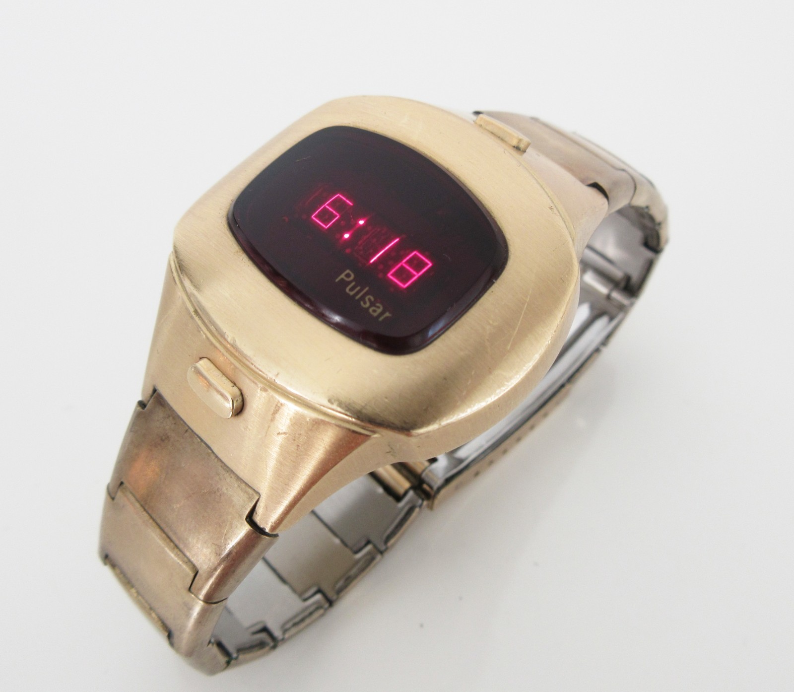 Men’s GF 1976 Pulsar P4 Executive digital Time computer Retro QUARTZ LED watch.