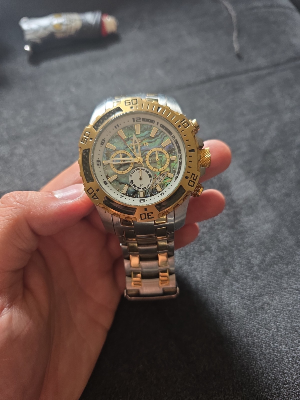 Invicta 25093 Pro Diver SCUBA Abalone Dial 51mm Chronograph NOS NIB Beautiful!