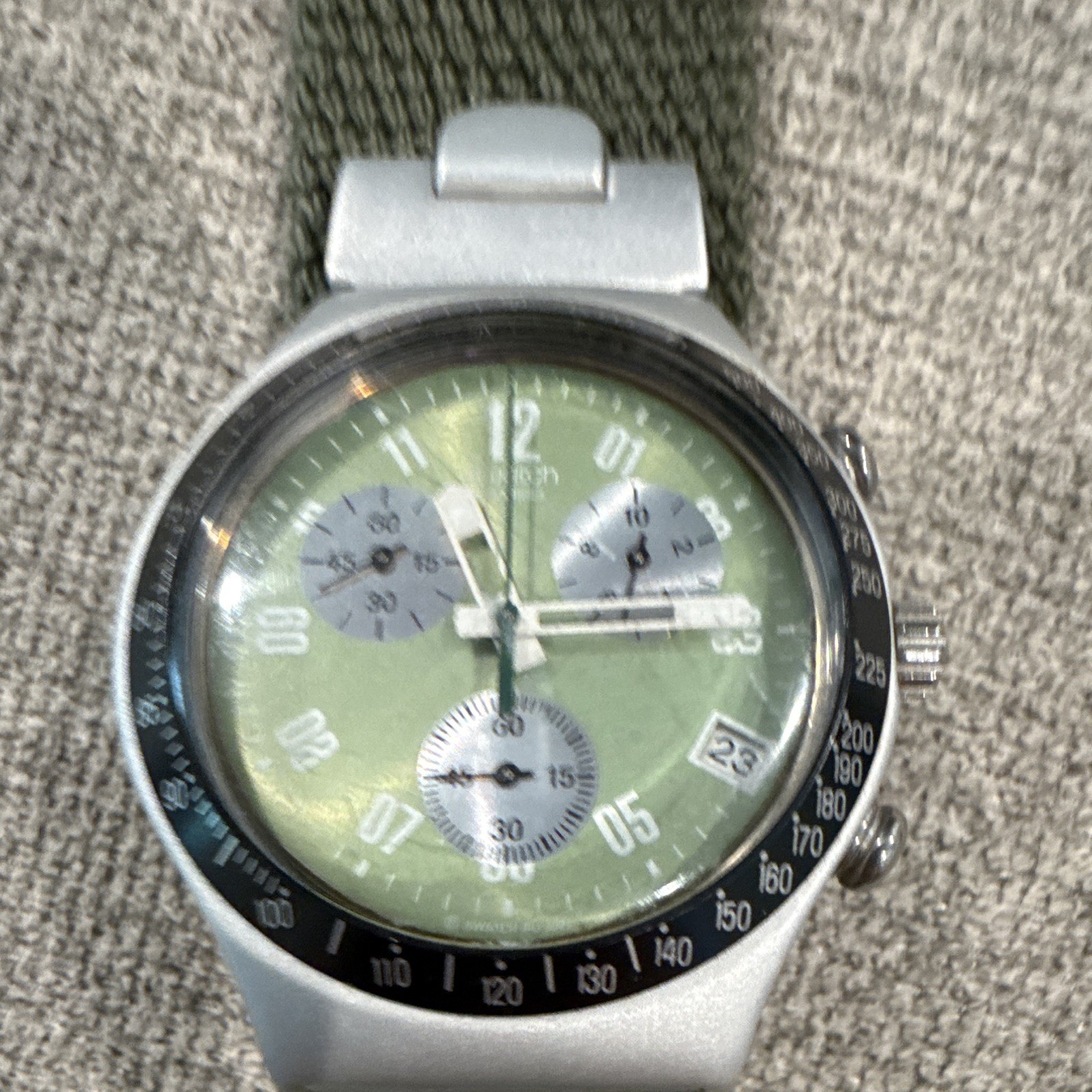 Swatch Irony Quartz Chronograph Date Green Dial Black Tachy Bezel 40mm WR30m