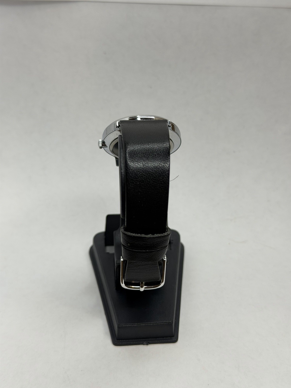 Vintage Timex Quartz T79 Date Watch Silver Dial Black Leather Strap Running
