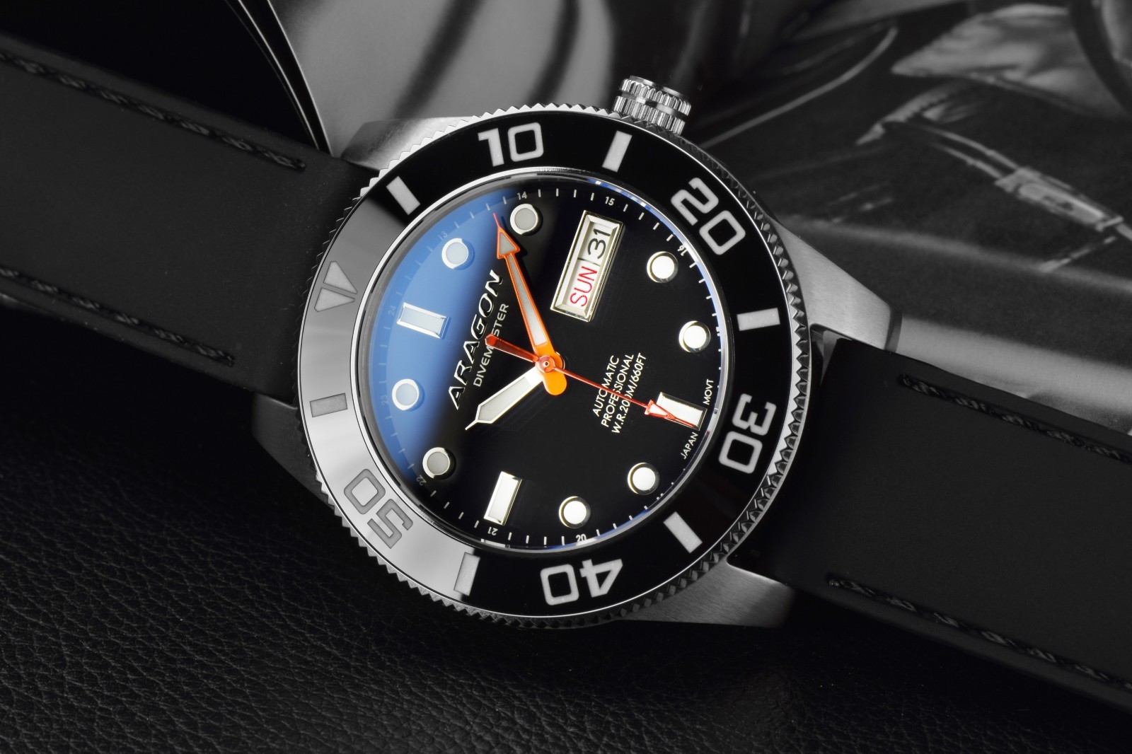 ARAGON A199BLK Divemaster NH36 42mm
