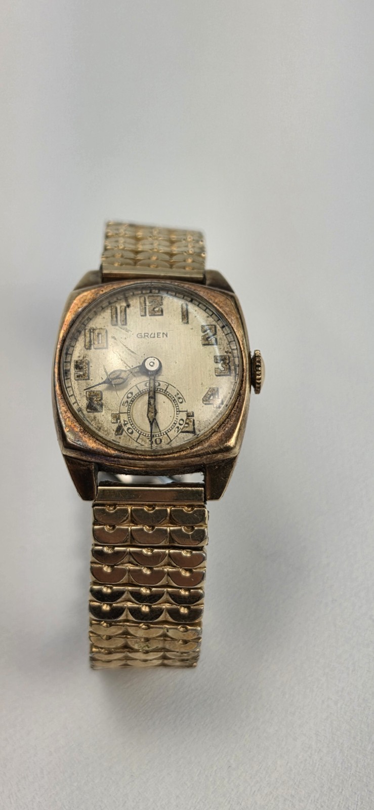 Gruen Cin-O Men’s Vintage 1920s Manual Wind Cushion Watch 22-25.9mm