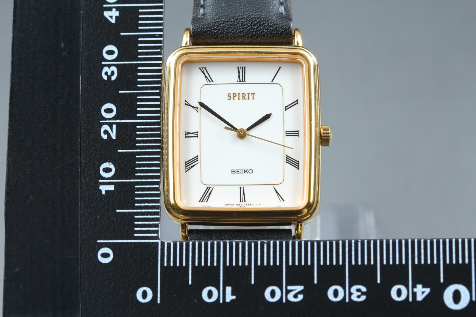 [Near MINT] SEIKO Spirit 5E21-5B50 26mm White Dial Quartz Men’s Watch from JAPAN