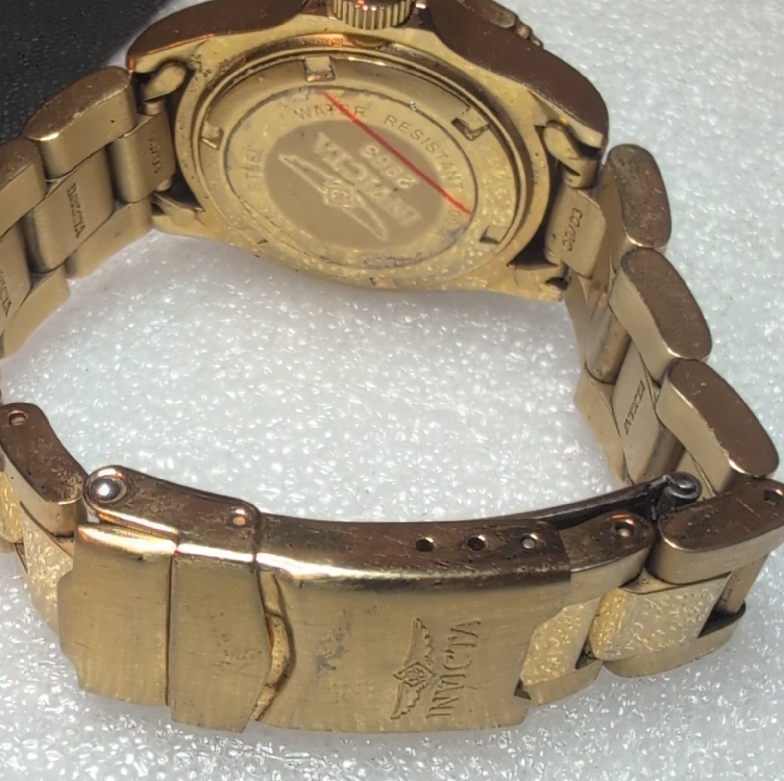 Invicta ladies Diver 200M Gold Stainless Steel Analog Wristwatch Bracelet Band