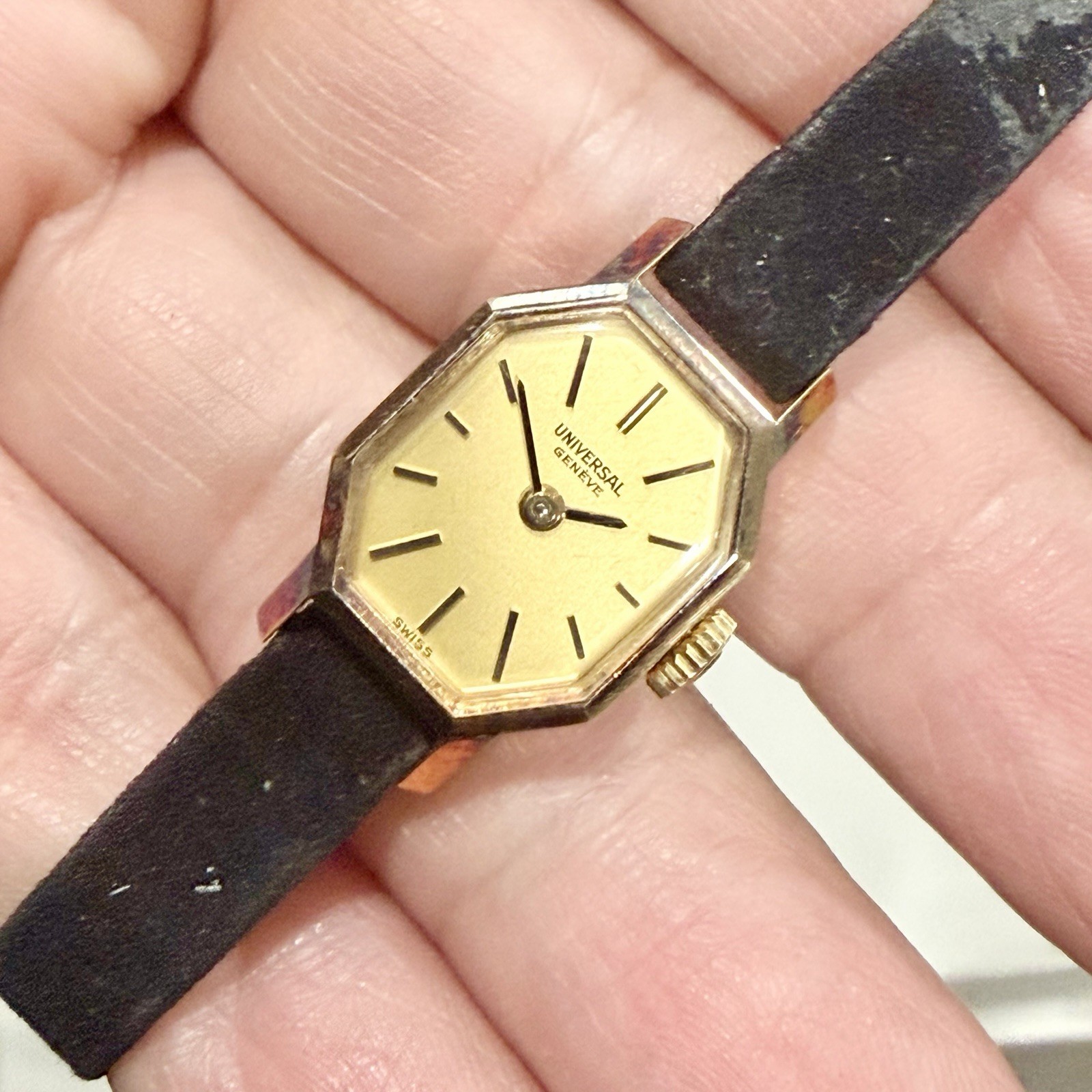 Vintage Universal Geneve 2780398 Octagon Case Manual Winding Women’s 17mm Watch