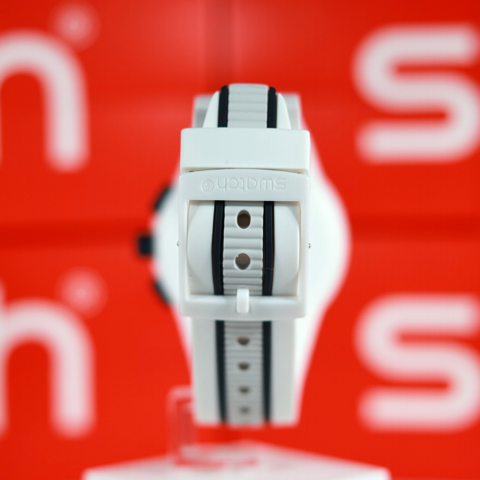 New Limited Swiss Swatch ESCALATOR Chrono Matte White Silicone Date 42mm SUSW408
