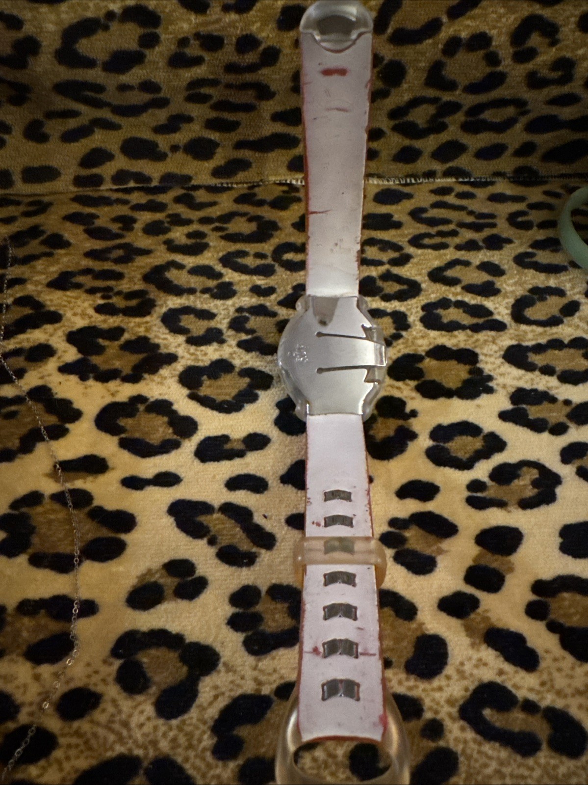 Disney Mickey Mouse Snap Red Resin Band Watch Vintage Plastic Clear 1774