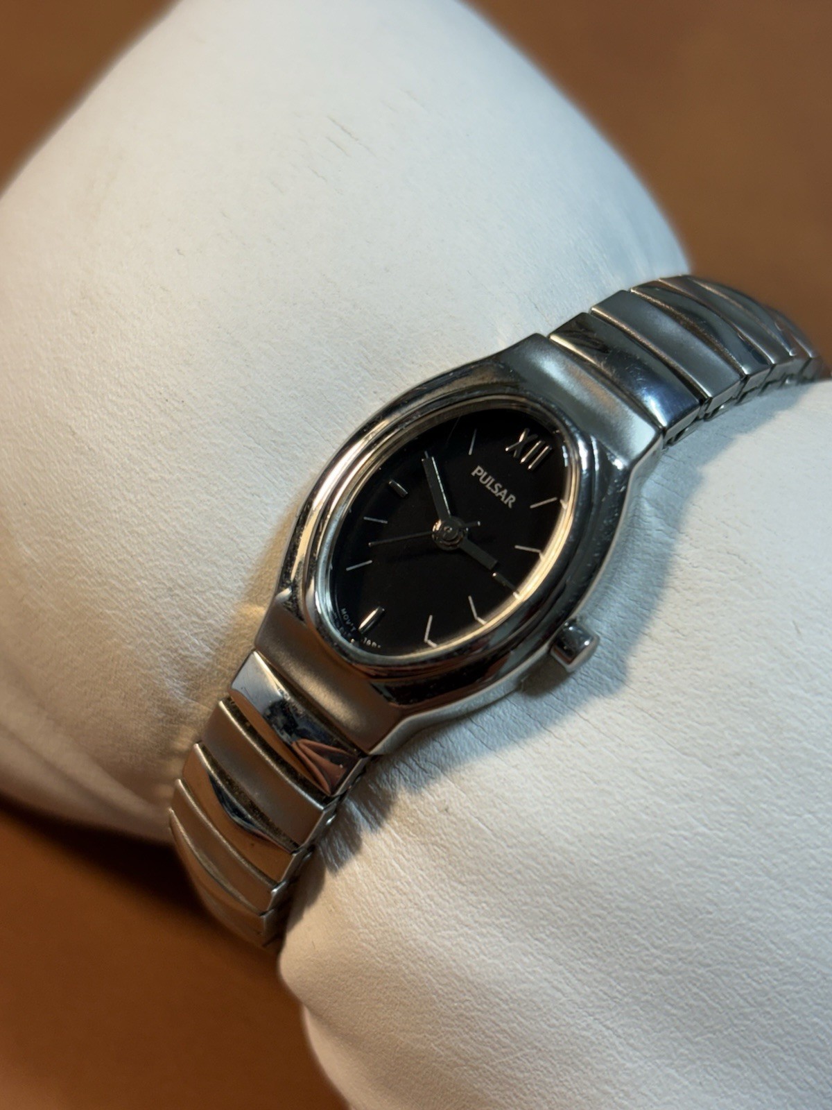 Oval Ladies Pulsar By Seiko Women’s Dress Watch Silver Tone,Black Dial ,Runs
