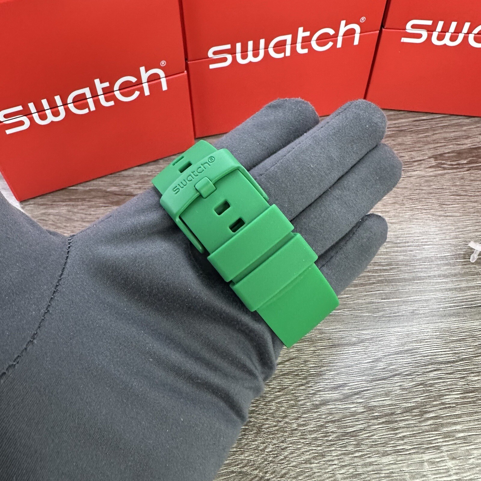 NEW✅ Swatch Touch Yellow SURG102 Green Dial Green Silicone Digital Unisex Watch