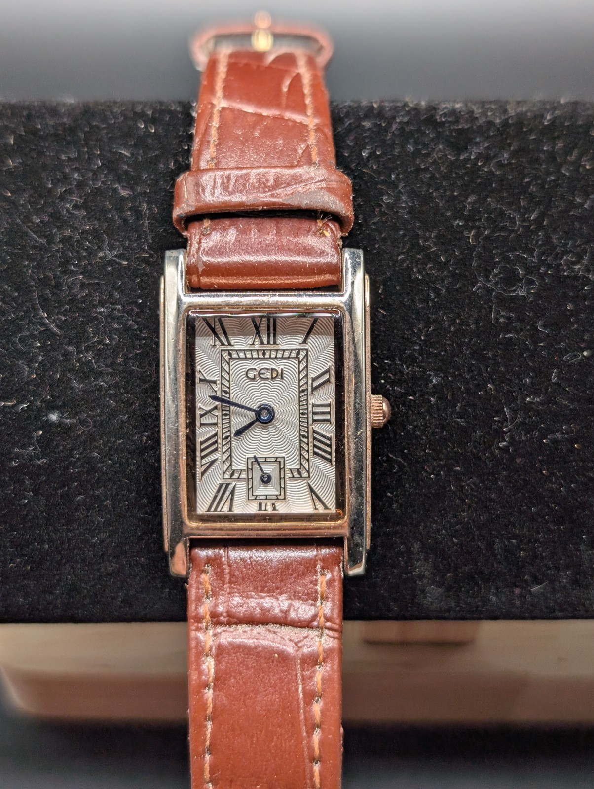 GEDI Byrut Women’s Rectangular Watch Rose Gold Tone Brown Leather Strap Roman