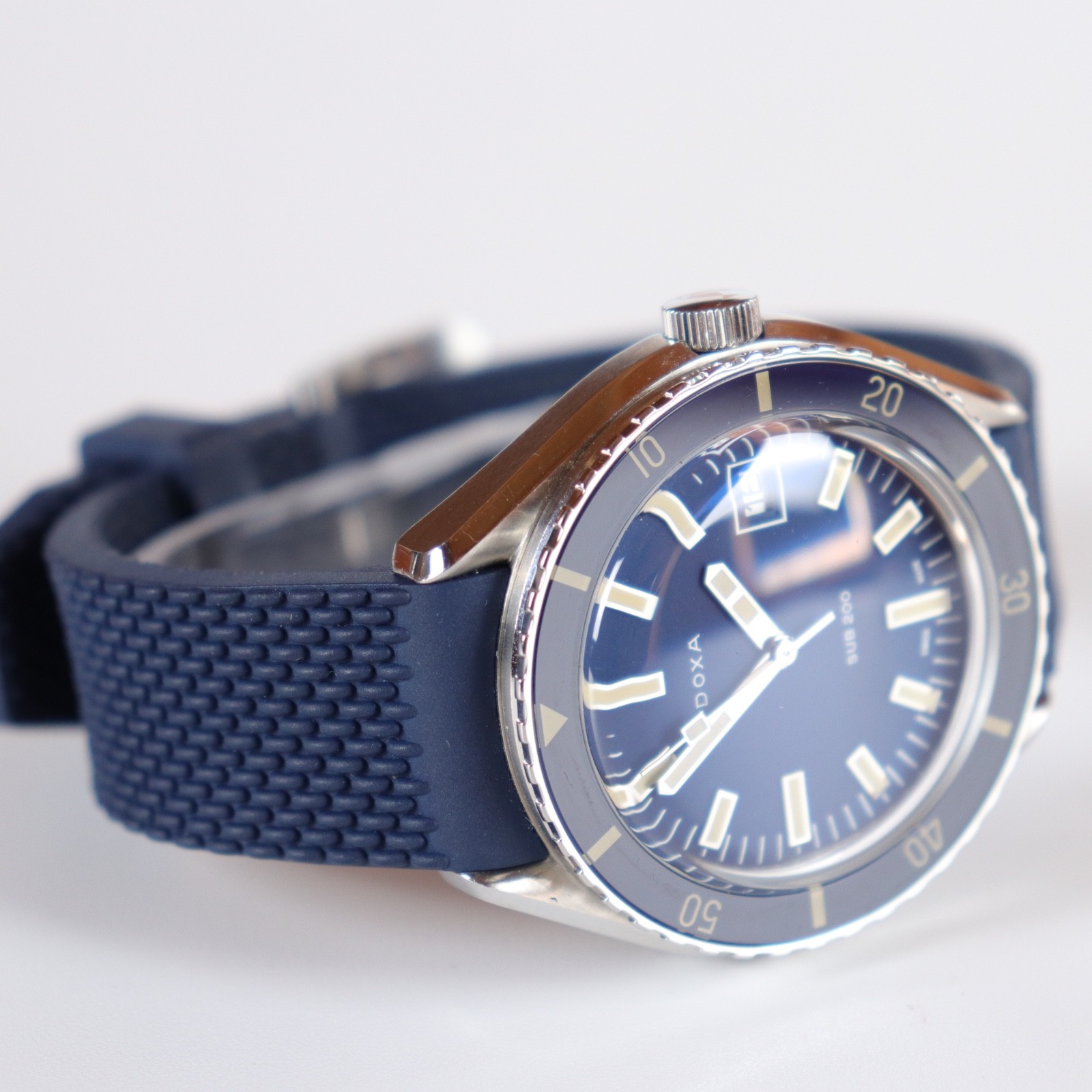 Doxa Sub 200 Caribbean | Box & Papers | 42mm | Ref. 796.10.201.10