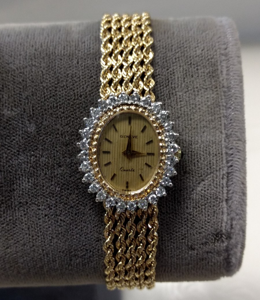 Ladies 14K Yellow Gold 1ct Diamond Geneve Wristwatch Locket, Quartz 23.4g
