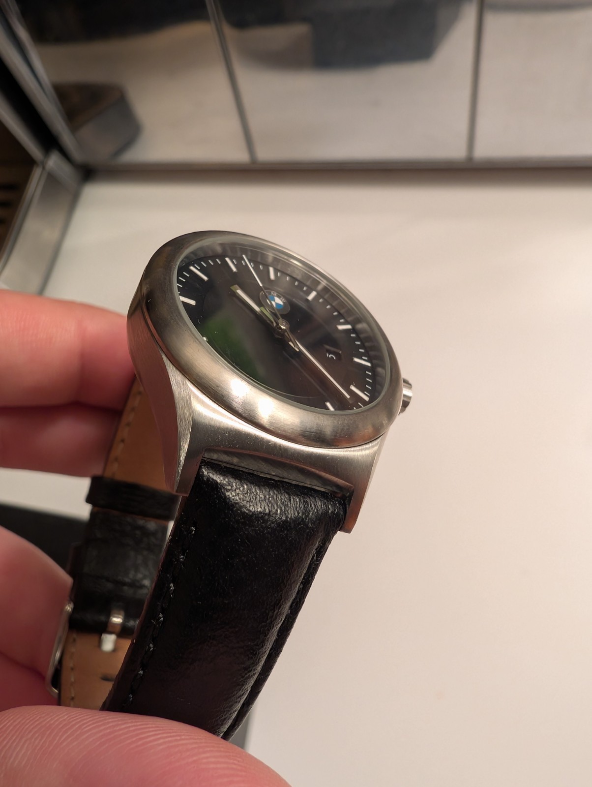 NEW MEN’S 32mm SWISS ADVERTISING “BMW” QUARTZ WATCH PERFECT CONDITION WITH BOX