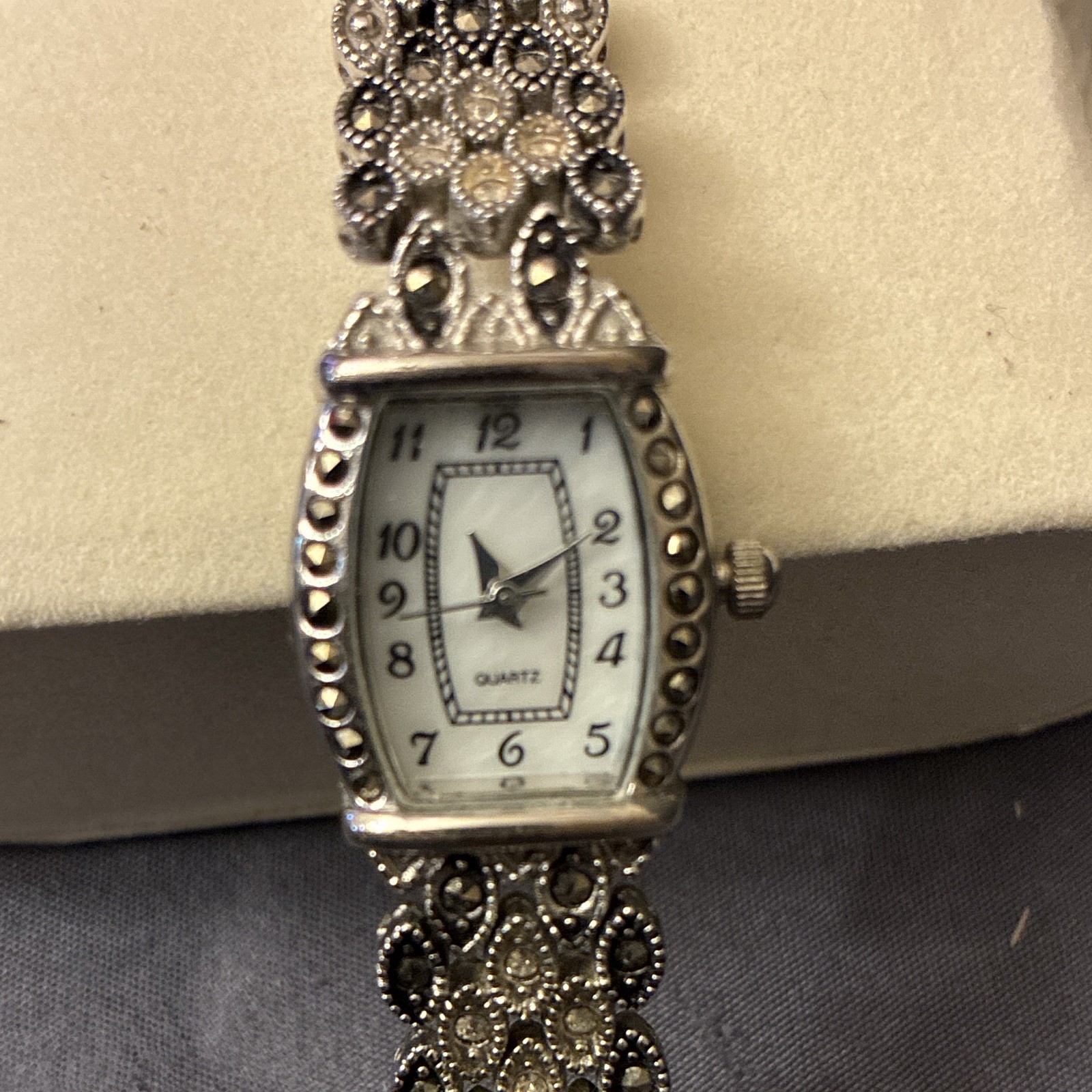 Women’s Quartz Analog Silver Tone Bracelet Watch White Dial Arabic Tonneau