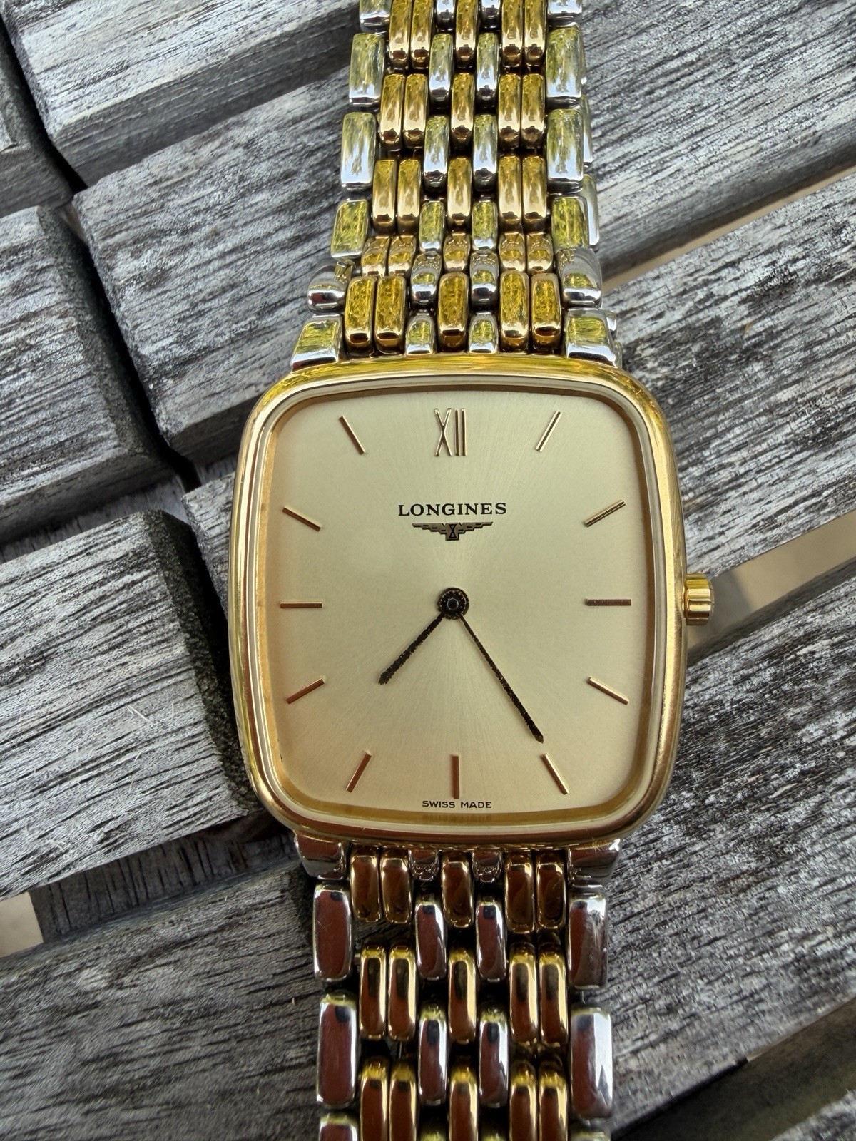 [N MINT] Longines Grand Classic L5.637.3 28mm Gold Dial Quartz Men’s Watch