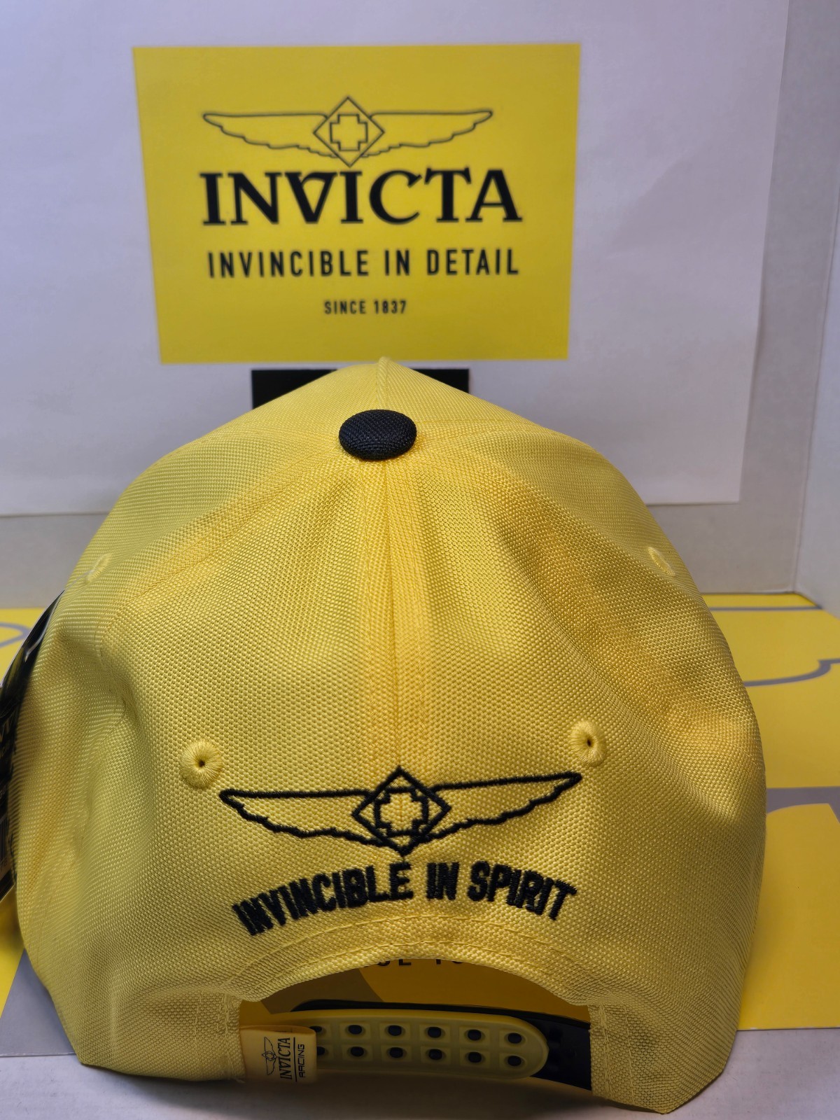 Invicta Special Edition Replica Racing Car w/ S1 Rally Watch & Autographed Hat!!