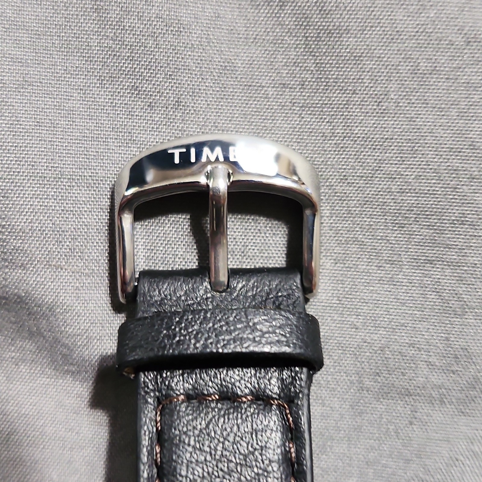 Timex Waterbury Quartz Day/Date 40mm White Dial Black Leather Strap 50m