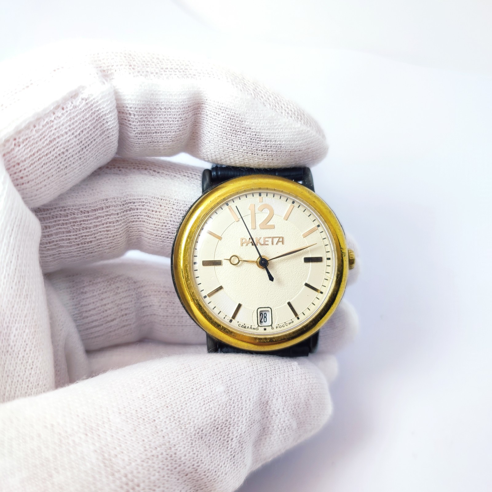 ⭐Vintage Soviet wrist watch Raketa mechanical 2614.H 18 jewels data made in USSR
