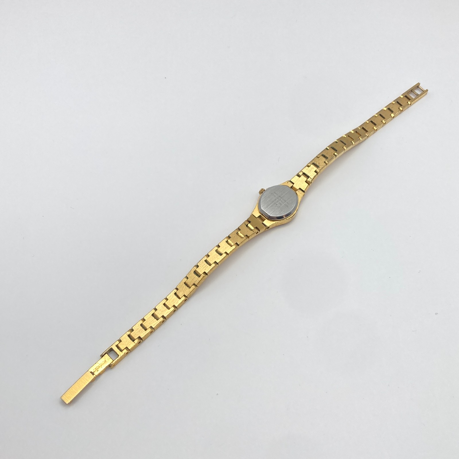 Vintage Armitron Womens Watch 11mm Gold Tone Petite Round New Battery 7″
