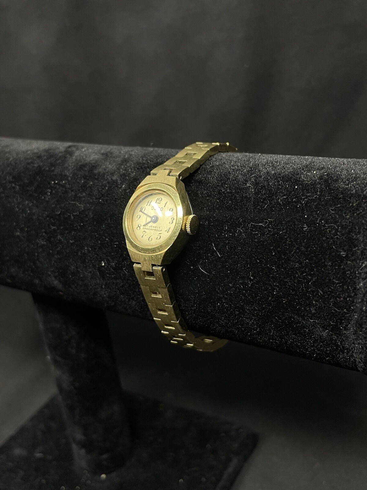 OSCO 17 JEWELS GOLD FILLED LADIES MECHANICAL WATCH, Diameter: 17mm, Length: 17cm