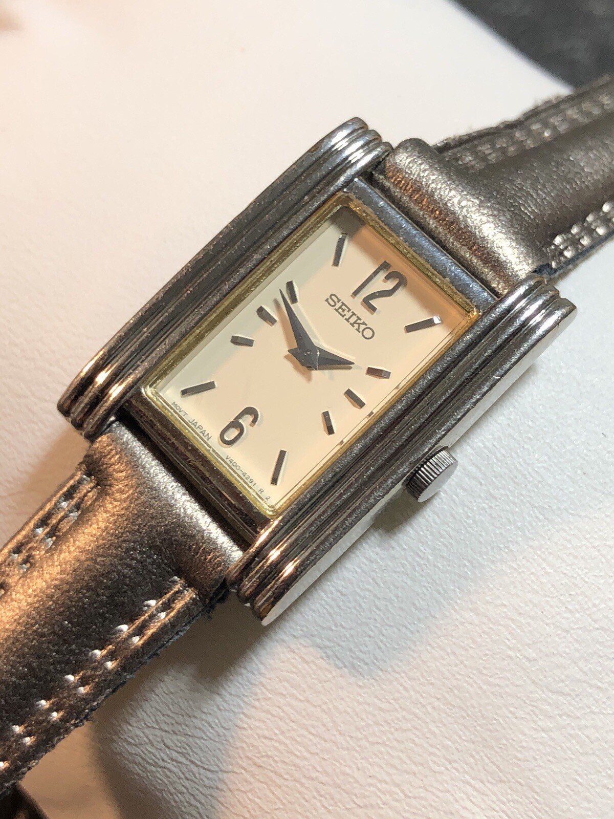Vintage Seiko Women’s Rectangle Tank Silver Tone V400 Watch New Band/Battery