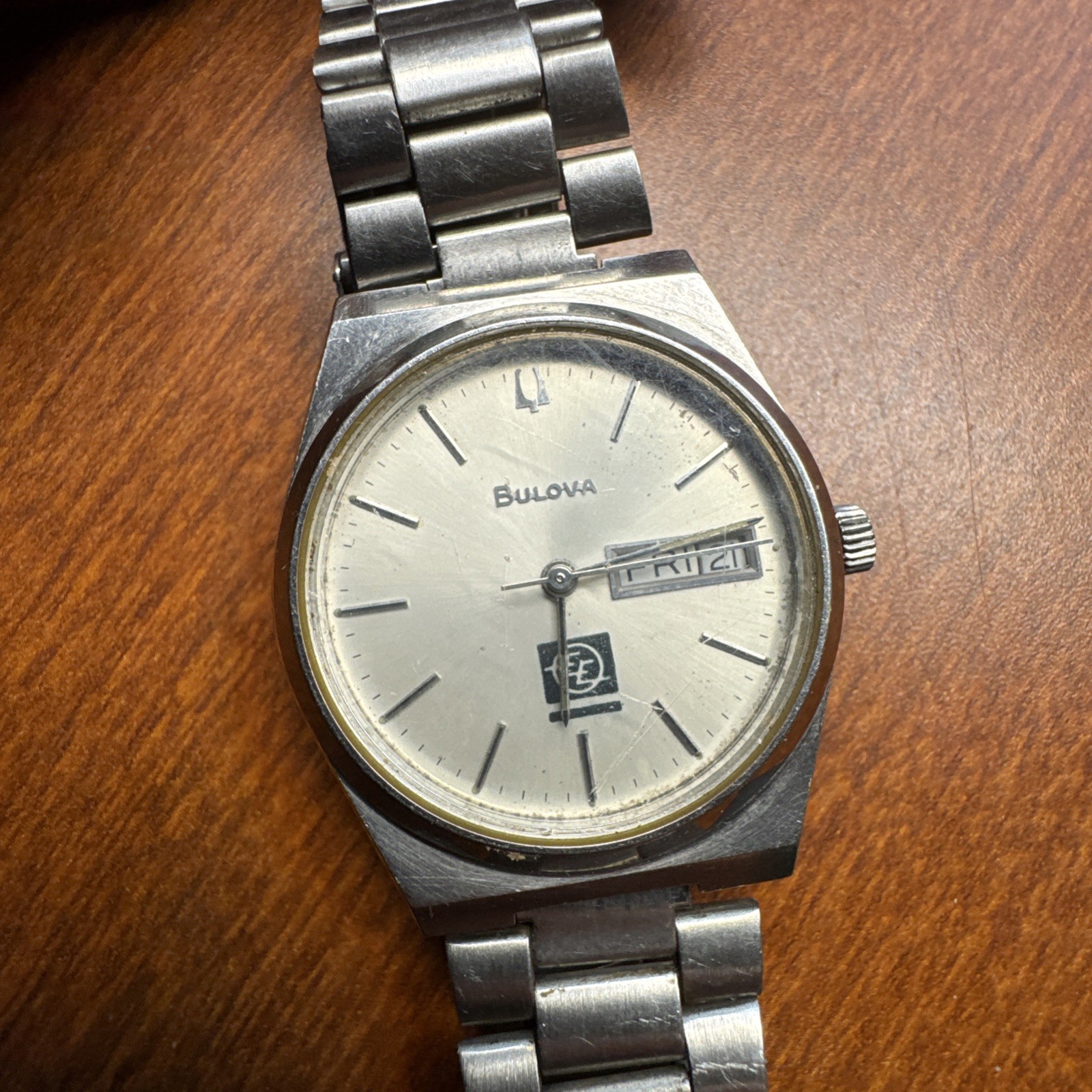 RARE BULOVA men’s automatic watch day/date Philippines Corp Gift 1979 RUNS AS IS