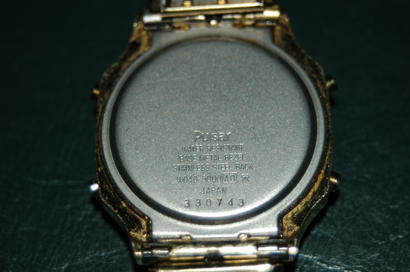 VINTAGE 1980’S PULSAR W040-5000 DIGITAL CHRONOGRAPH WATCH