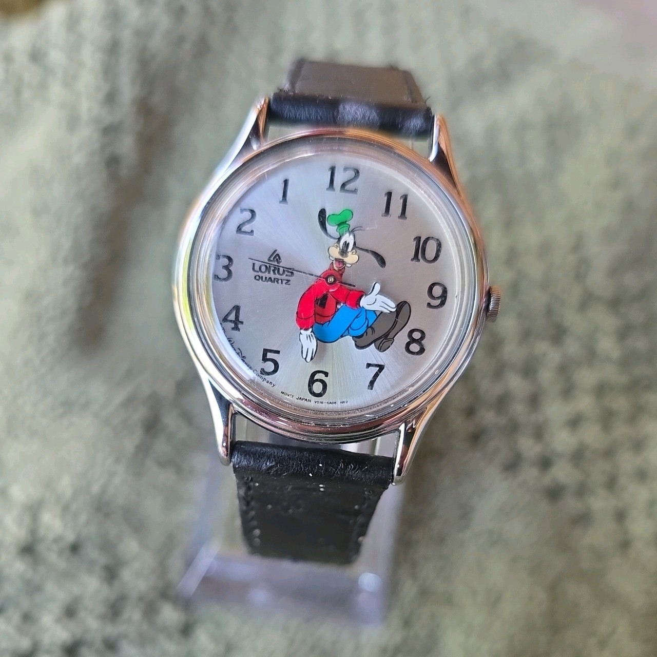 Vtg. Lorus Disney Goofy Backwards Hands 31mm Unisex Watch V515-6A00 New Battery!