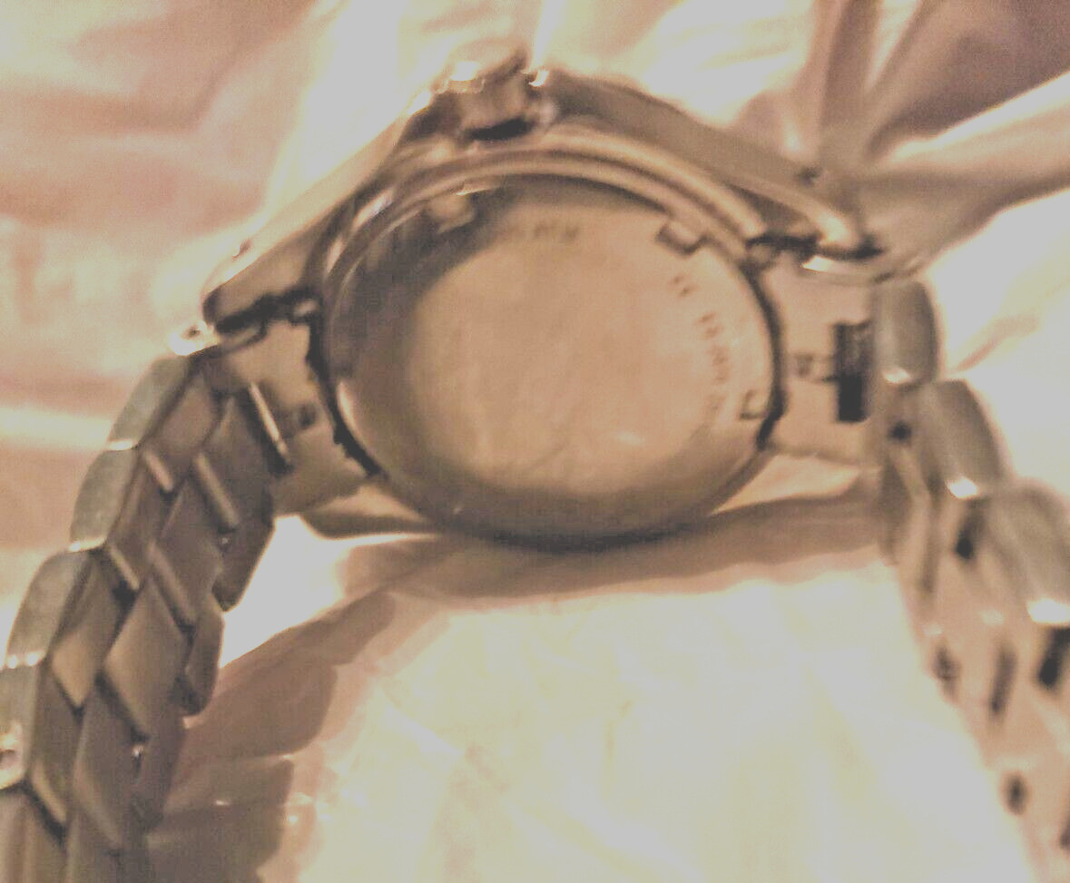 FOSSIL WATCH, WOMEN’s metal link strap, fold-over push clasp. GOOD CONDITION.