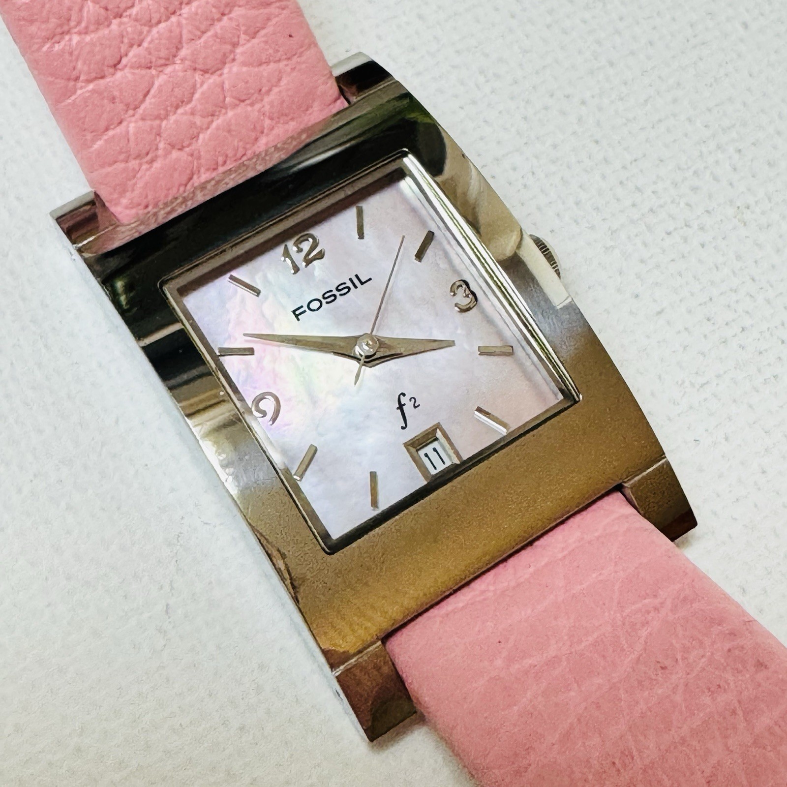 Vintage Fossil f2 Mother Of Pearl Women’s Tank Watch Date Silver Leather ES-9757