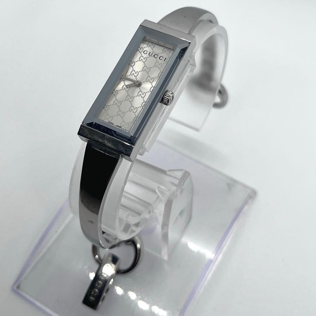 GUCCI G-Frame 127.5 Bangle Quartz Watch Used