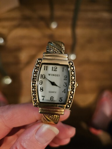 Ladies Square Antique Modern Metal Bangle Cuff Fashion Watch Pearl Wincci Quartz