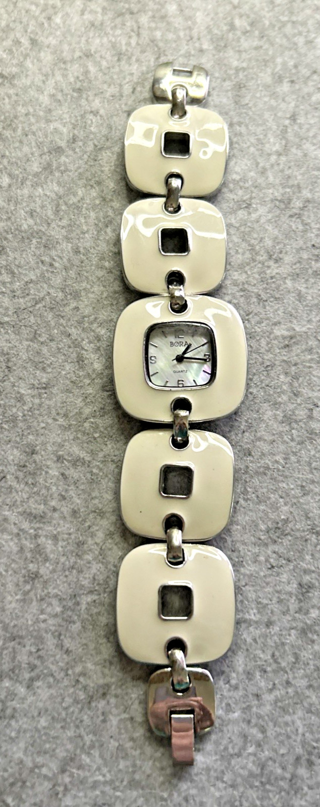 Bora Women’s 7” Square Link Watch Cream/Ivory New Battery