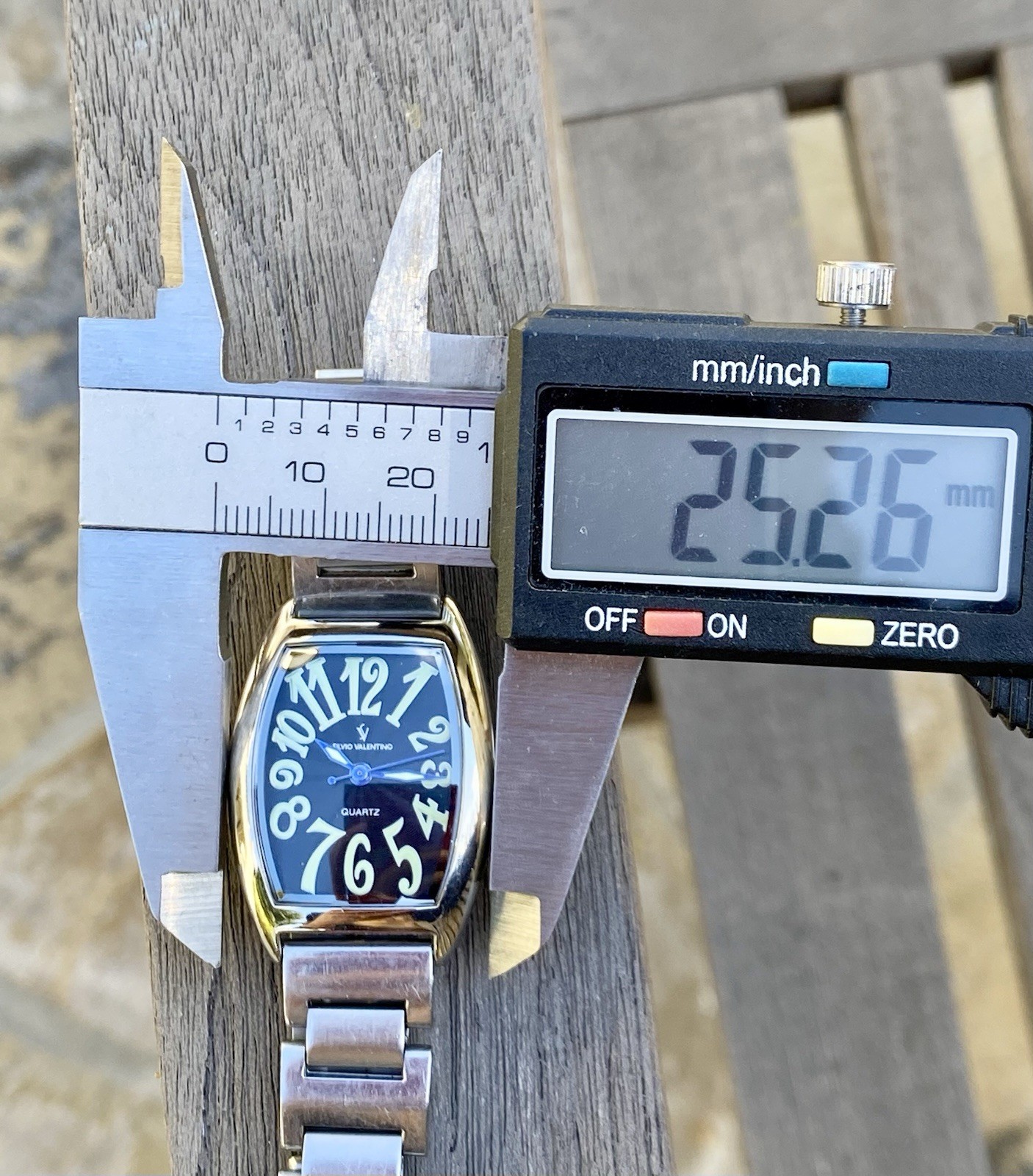 Silvio Valentino Quartz Watch 25mm Tonneau Shaped All Stainless Steel Unisex