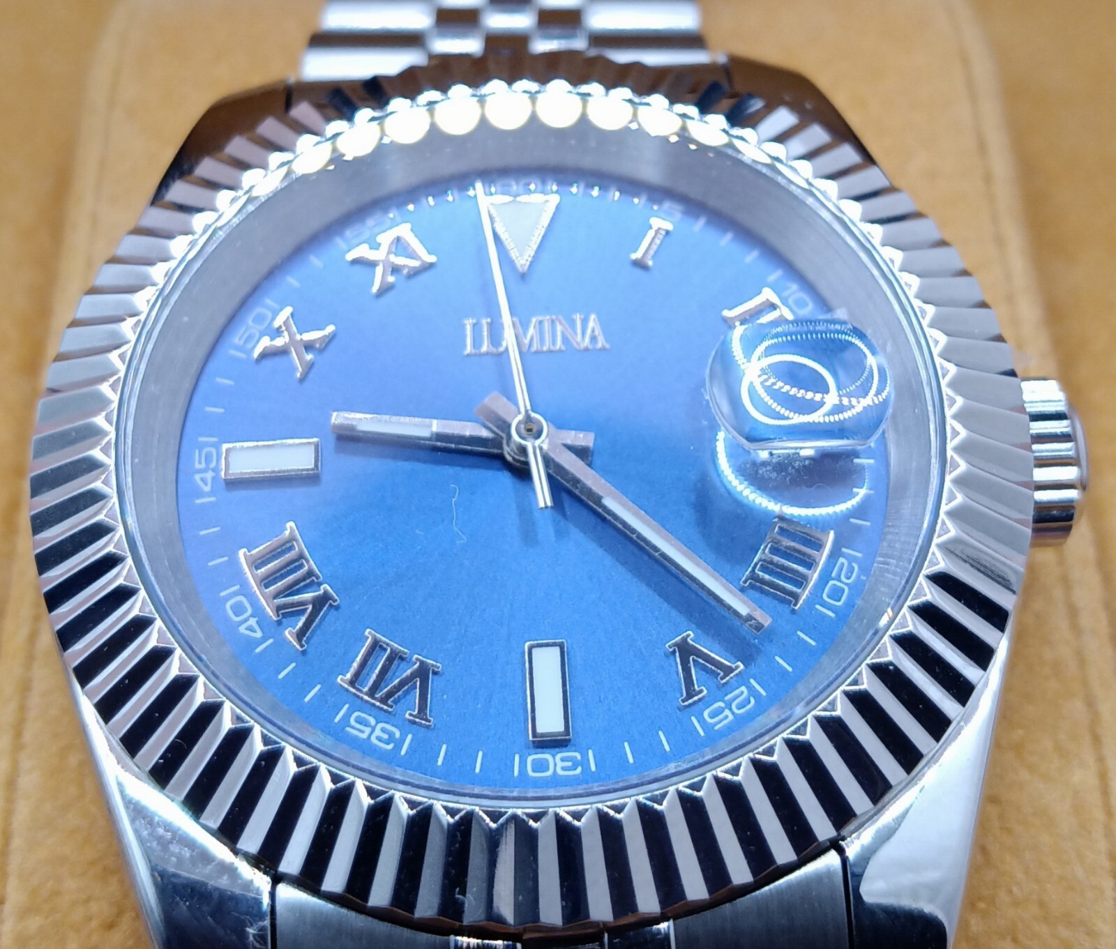 Micro brand Lumina 40mm Automatic Dress Watch 28,800 vph Sunburst Dial USA Rare