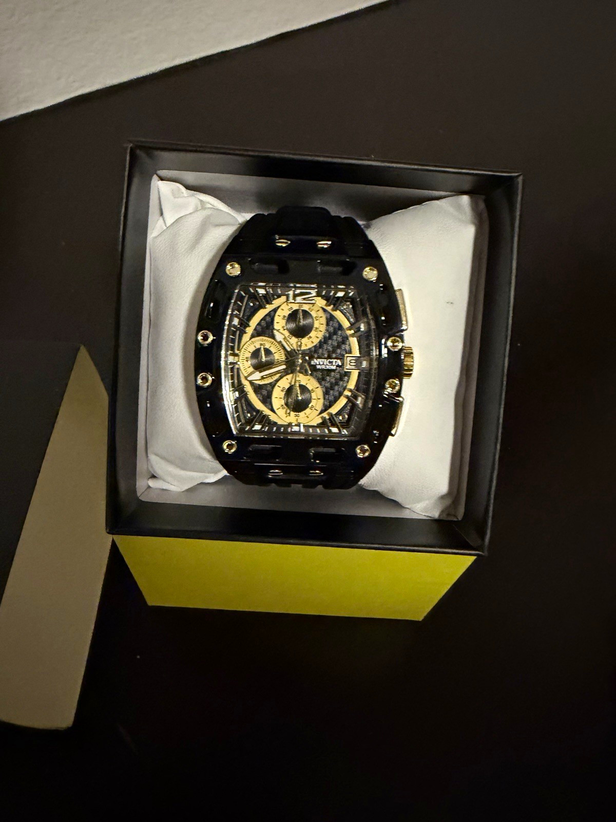 Invicta Lupah Men’s Quartz Chronograph Black/Gold Rubber Strap Watch w/ Box